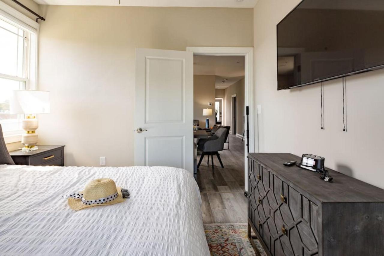 Lovely 4Br King Beds Steps To Beach And Pier G Myrtle Beach Exteriör bild